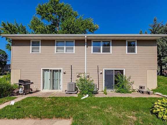 2nd image of 4001/4003 79th St