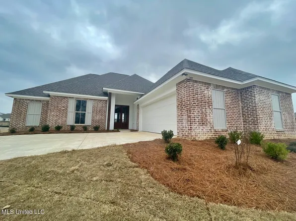 205 Birch Ln, Canton, MS 39046