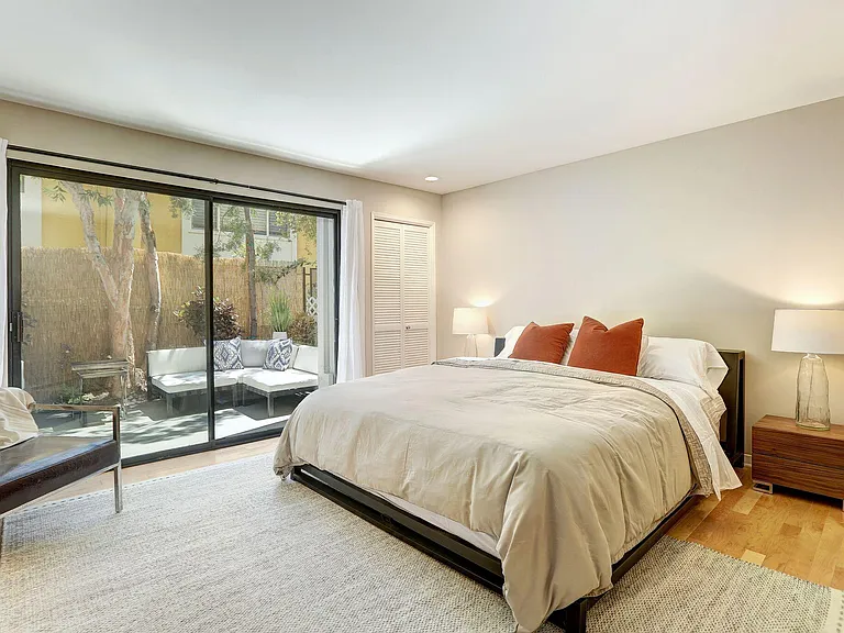 1235 Yale St #2 — Photo 20