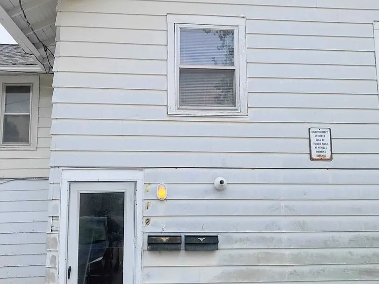 112 N Plum St. — Photo 9