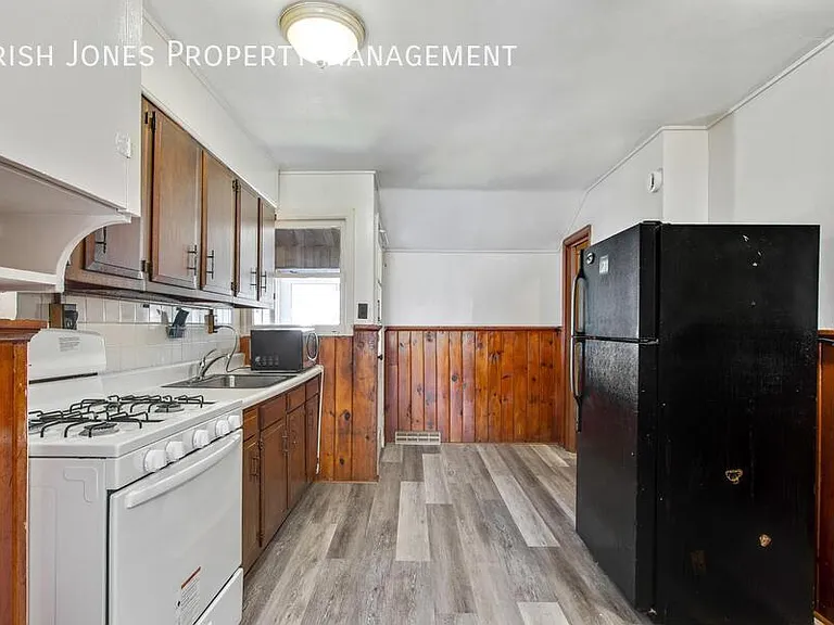 1 Idlebrook Dr — Photo 6