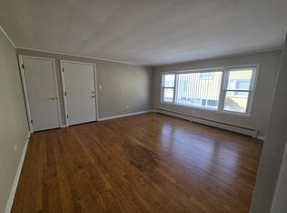 5848 W Irving Park Rd, Chicago, IL 60634