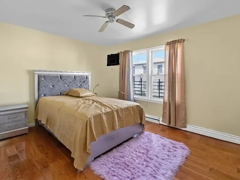 515 Livingston St #2 — Photo 4