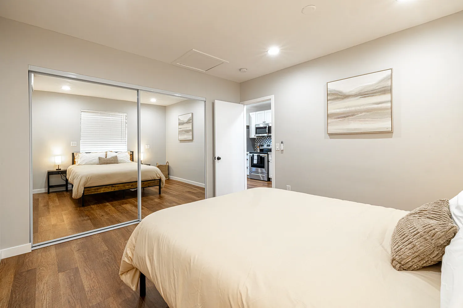 1 bed, $4,000 — Photo 4