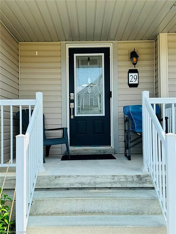 3 bed, 2.5 bath, 1523 sqft, $2,550 — Photo 2