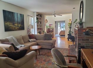 134 N 21st St APT 3R, Philadelphia, PA 19103