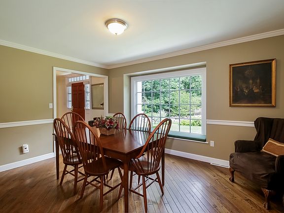 Formal dining room