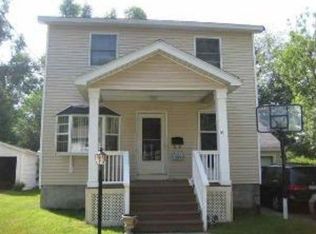 16 Lincoln Ave, Colonie, NY 12205