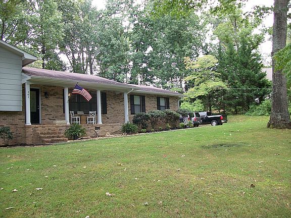 3rd image of 161 Tj Arnold Cir