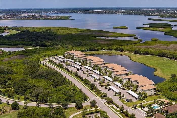 Location and view of Manatee River