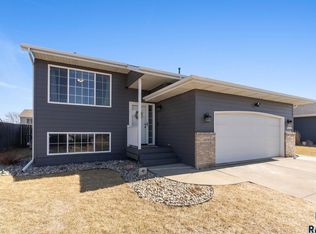 4808 S Emma Ln, Sioux Falls, SD 57106