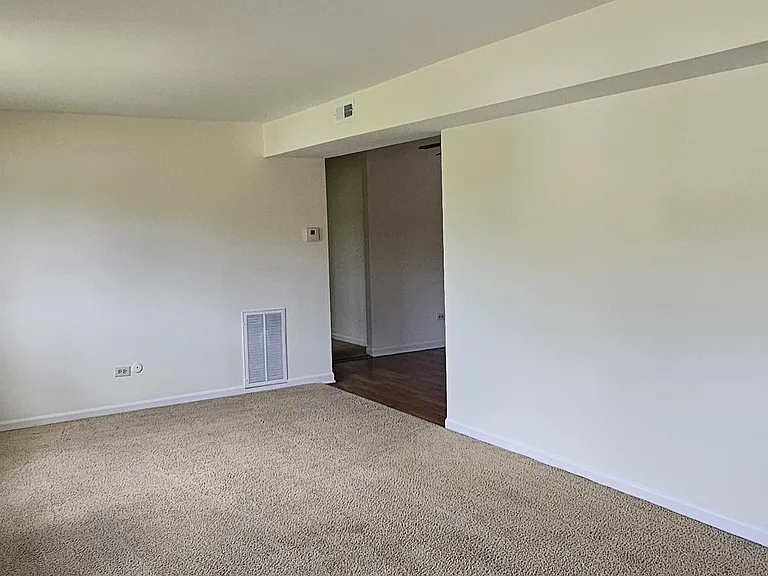 833 Village Quarter Rd #A3 — Photo 5