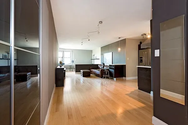 Sold by SBNY RE | media 21