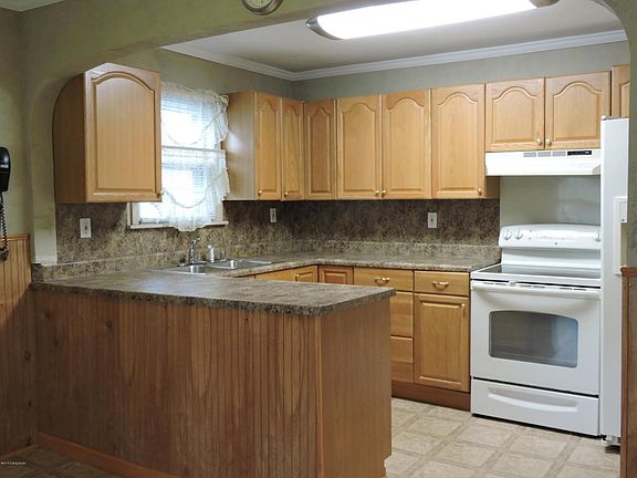 3rd image of 3719 Saint Francis Ave