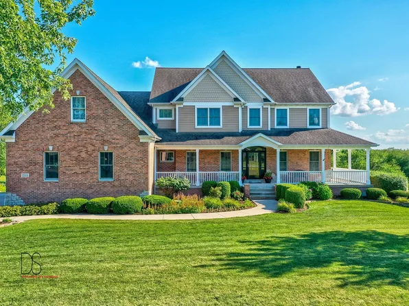 2312 Oakwood Ln, Marseilles, IL 61341