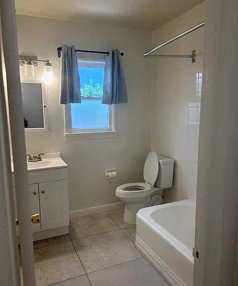 610 S Main St #B — Photo 8