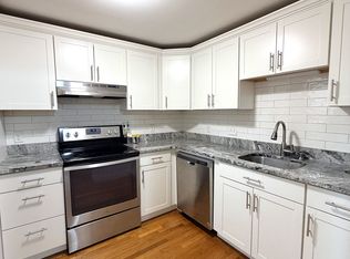 52 S Walnut St APT 7, Quincy, MA 02169