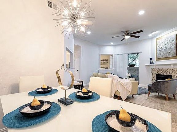 3rd image of 3033 San Jacinto St APT 316