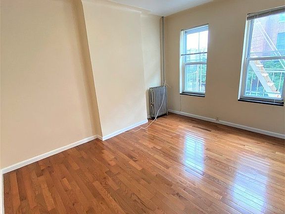 4th image of 30-42 42nd St #2F