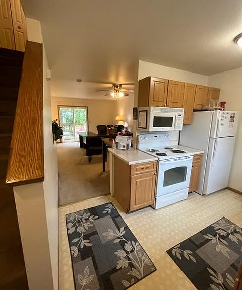7108 Lodge Pole Dr SE — Photo 6