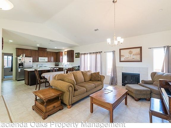 2nd image of 1455 W Hartford Way