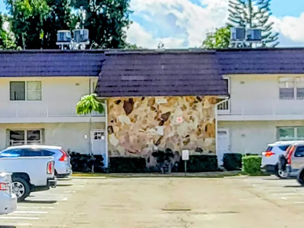 12003 Poinciana Boulevard #204, Royal Palm Beach, FL 33411