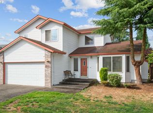 2045 NE Gertz Rd, Portland, OR 97211