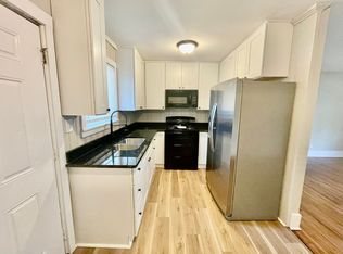 2935 Burgess Dr, Charlotte, NC 28208