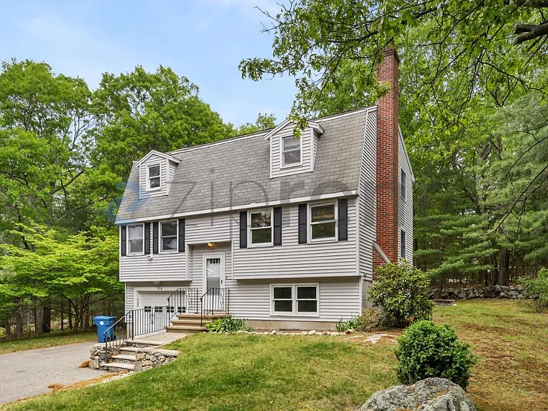 174 Fox Hill Rd — Photo 2