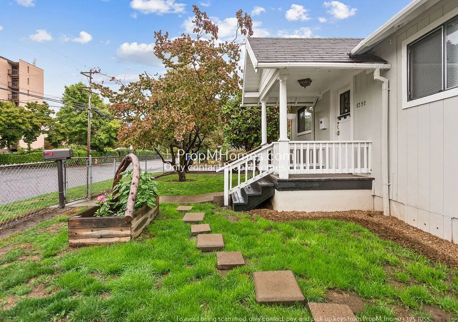 Cozy Two Bedroom Home with Expansive Basement in Lents! — Photo 2