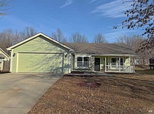 2604 Mayfair Dr, Lawrence, KS 66046