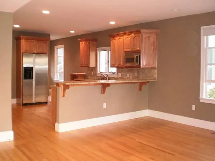 5 Lamont Ave — Photo 2