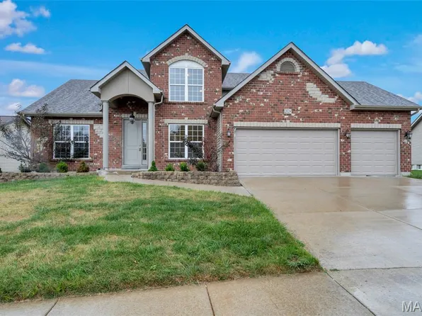 2024 Homefield Ridge Dr, O'Fallon, MO 63366