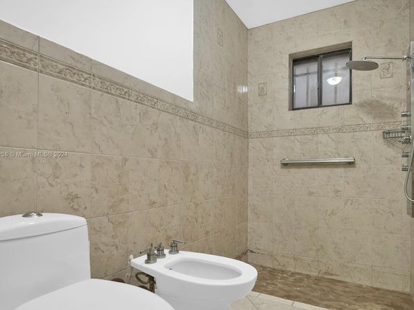 hialeah-florida-43959392 picture