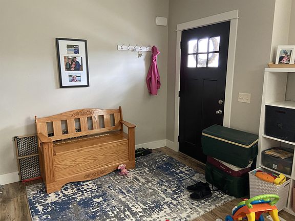 2nd image of 1093 Twin Lakes Ave Unit A
