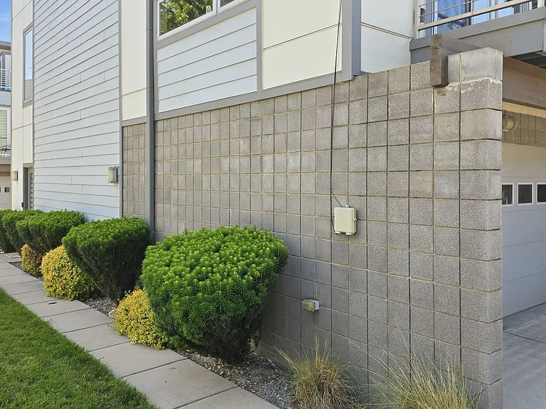 919 Westbrook Dr #A — Photo 15