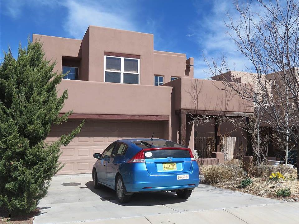 1st image of 745 Aster St