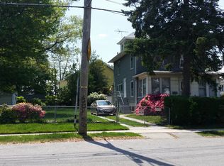 98 Catherine St, Staten Island, NY 10302