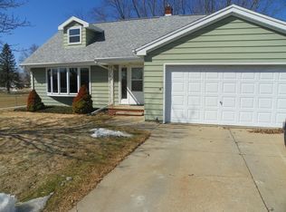105 S Beech St, Black Creek, WI 54106