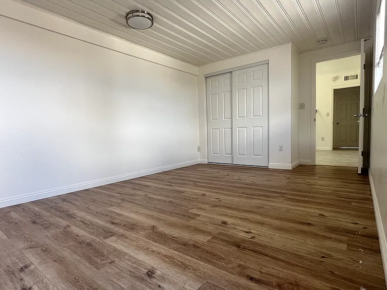 7432 Victoria Ave #A — Photo 13