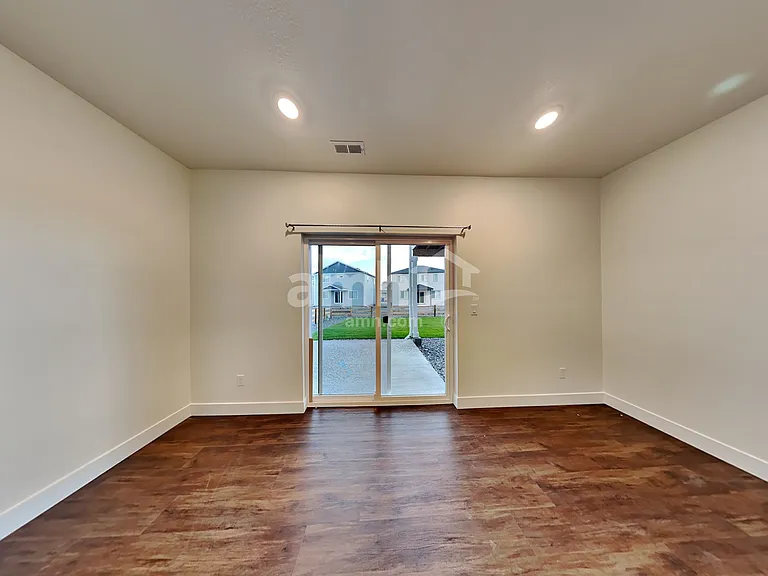3951 Ryedale Way — Photo 5
