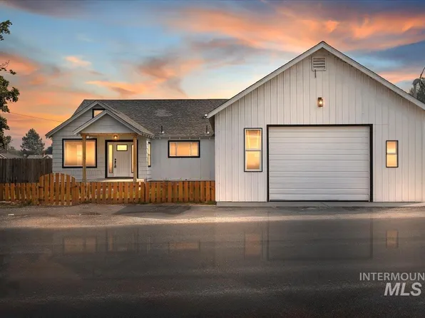 18 N Bruneau Hwy, Marsing, ID 83639