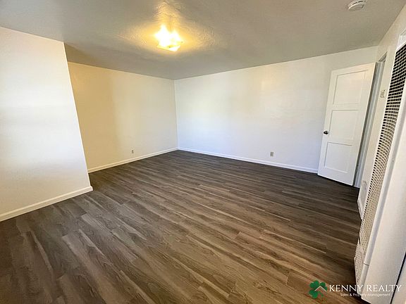 3rd image of 4 Howard Ave #Chi02-06