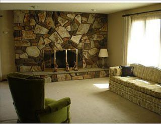 3rd image of 3106 Marguerite Blvd