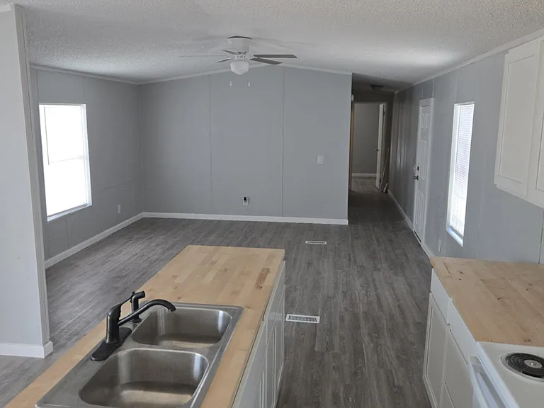 149 Sims Ave #C5 — Photo 3