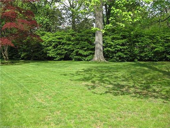 3rd image of 47 Genovese Dr