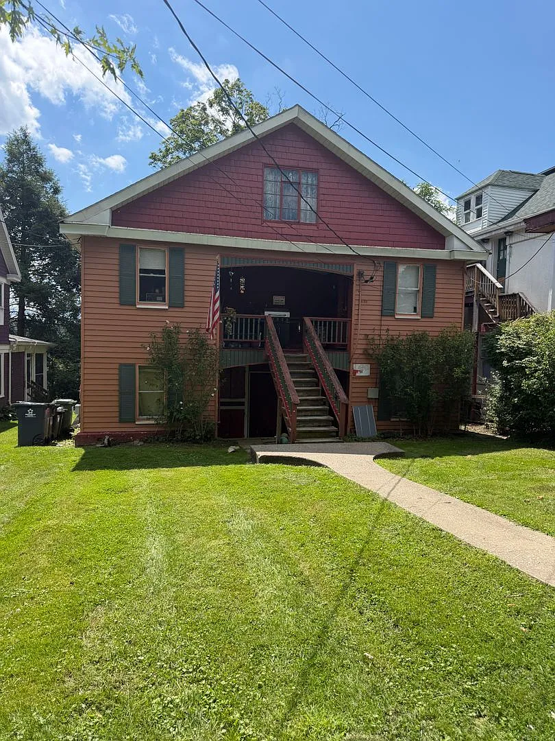 429 Richwood Avenue — Photo 1