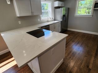9295 W 2nd Ave, Lakewood, CO 80226