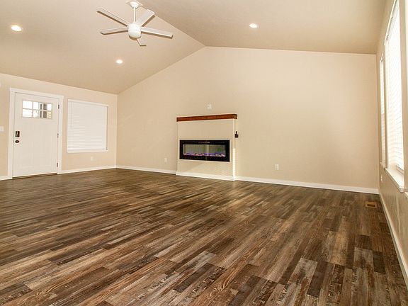 5th image of 506 Sparrow Rd