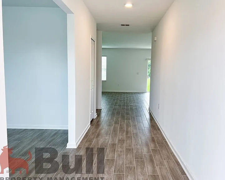 5030 Four Strand Ct — Photo 5